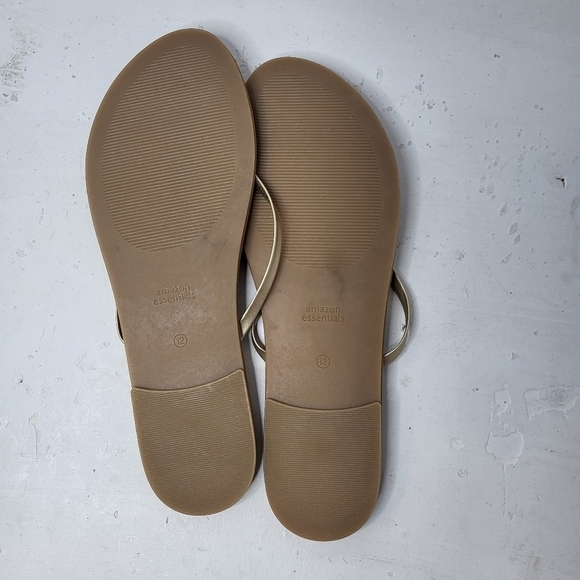 Amazon Essential Flip Flop Thong Sandal Size 12 - Picture 3 of 3